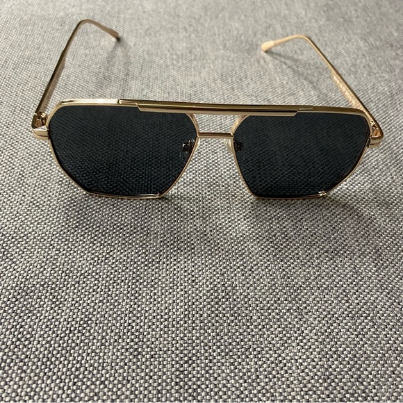 Sojos Sun Glasses - Picture 1 of 9